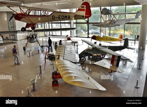 Deutsches Museum München: Cung điện Tri Thức và Phiêu Lưu Khoa Học Hoành Tráng!