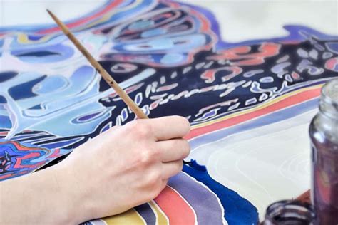 Can You Paint Fabric with Acrylic Paint? Exploring the Boundaries of Creativity and Practicality