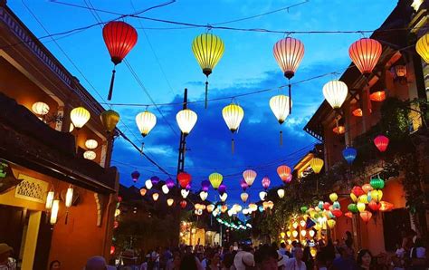 Thắng cảnh Lantern Festival – Lễ hội đèn lồng lung linh huyền ảo!